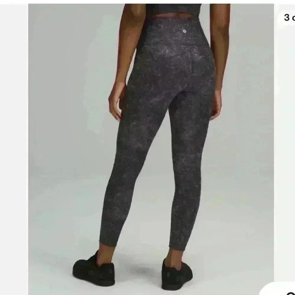 lululemon athletica Pants - Lululemon wonder under legging